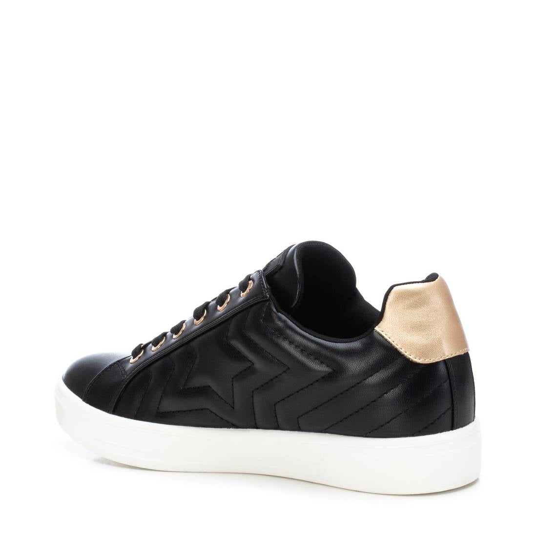 Xti 141579 Black Trainers