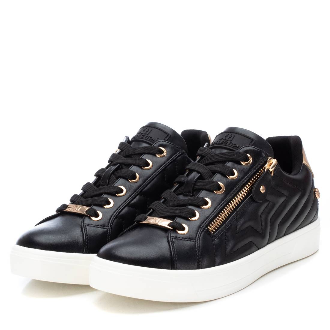 Xti 141579 Black Trainers