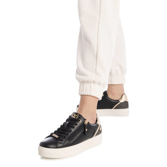 Xti 144371 Black Trainers