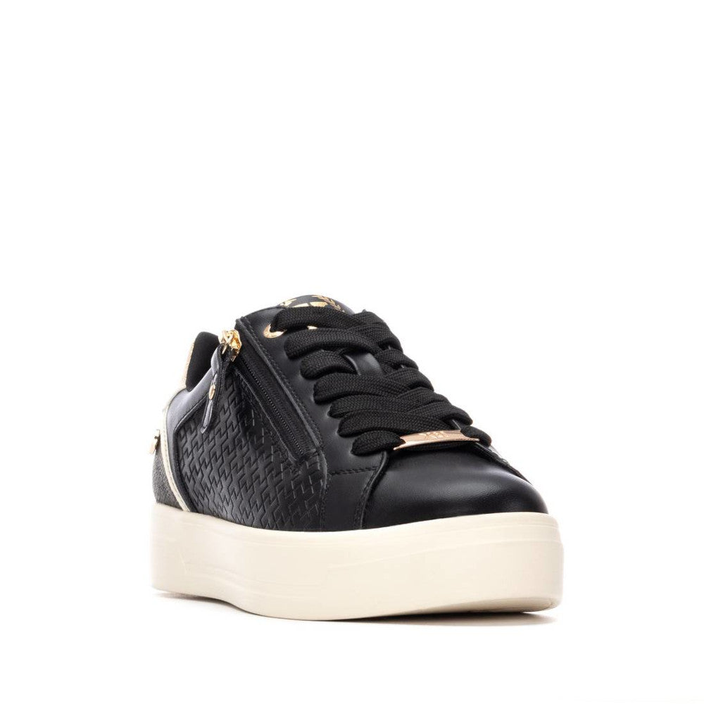 Xti 144371 Black Trainers