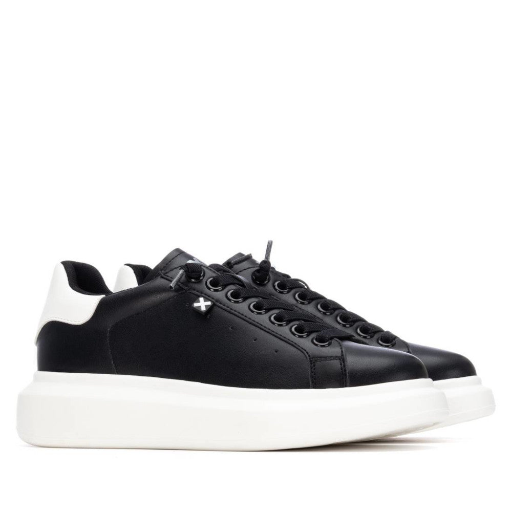 Xti 144415 Black Trainers