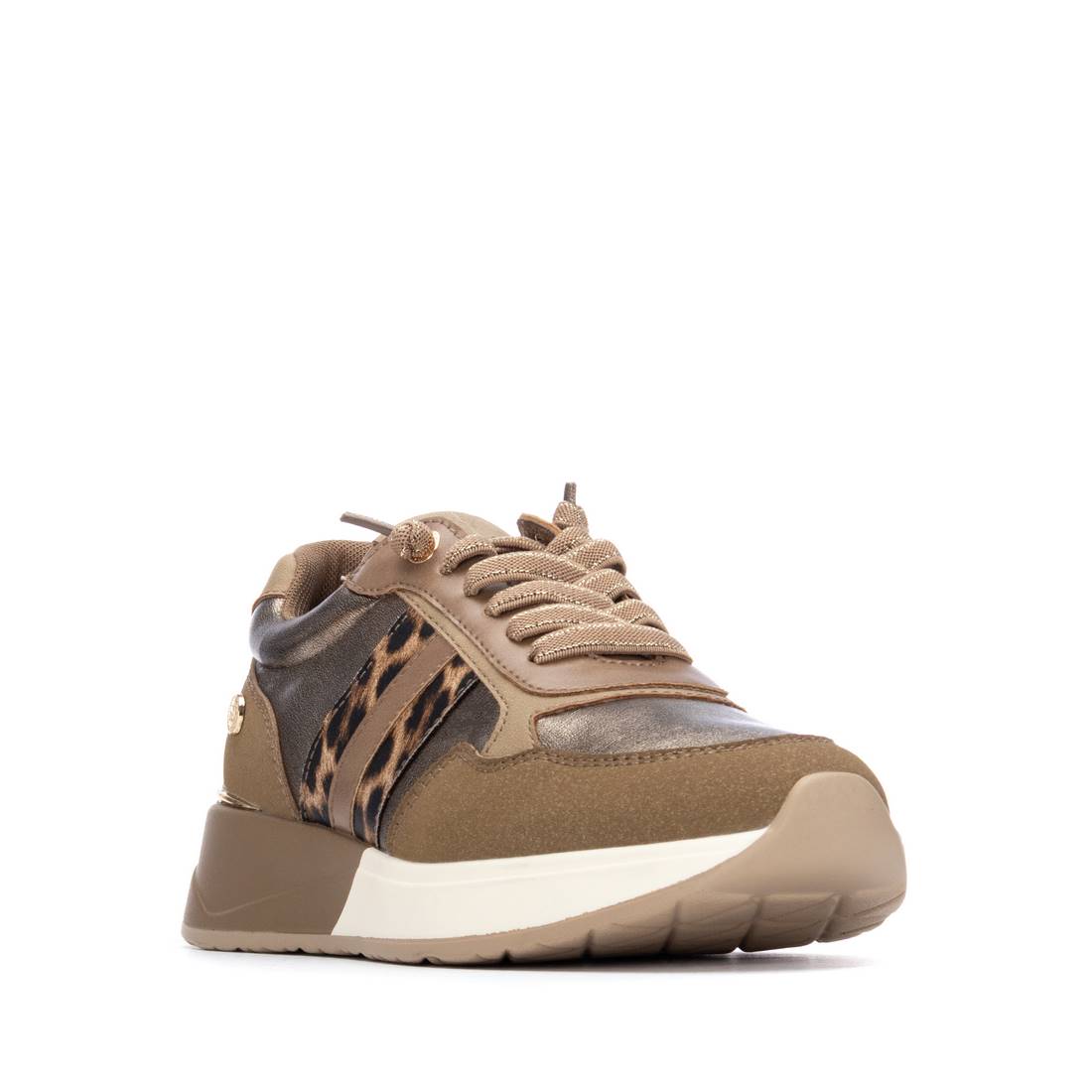 Xti 144672 Taupe Trainers