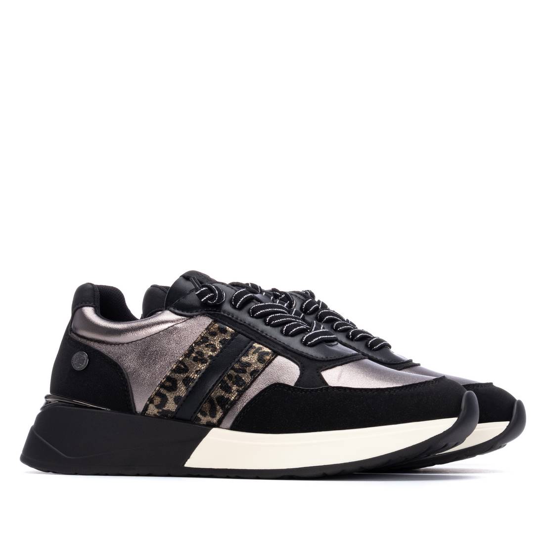 Xti 144672 Black Trainers
