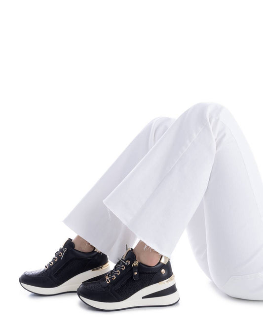 Xti 145102 Black Trainers