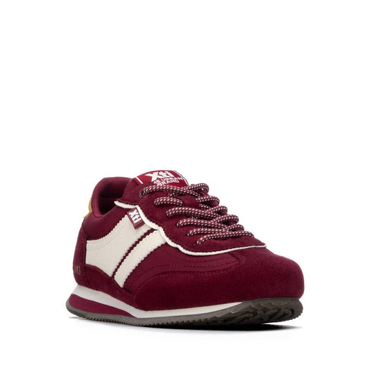 Xti 146118 Burgundy Trainers