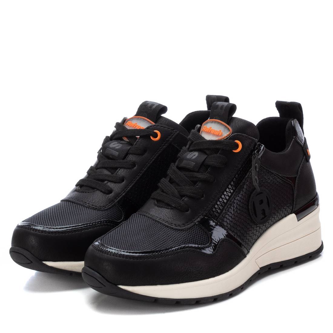 Refresh 171258 Black Trainers