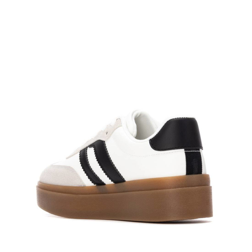 Refresh 173053 Black Trainers
