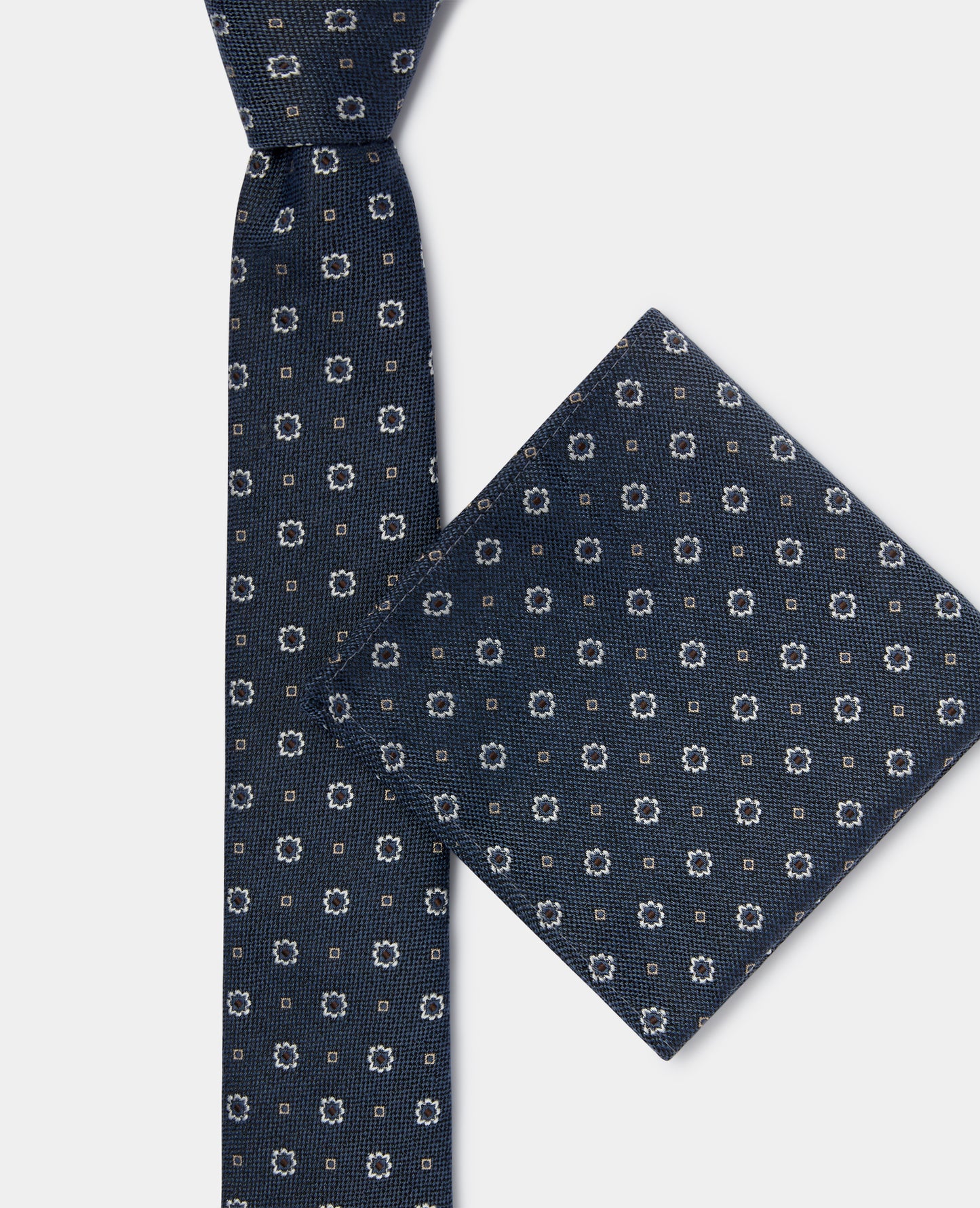 Remus Uomo Tp4874 27 Dark Blue Tie & Pocket Square Set