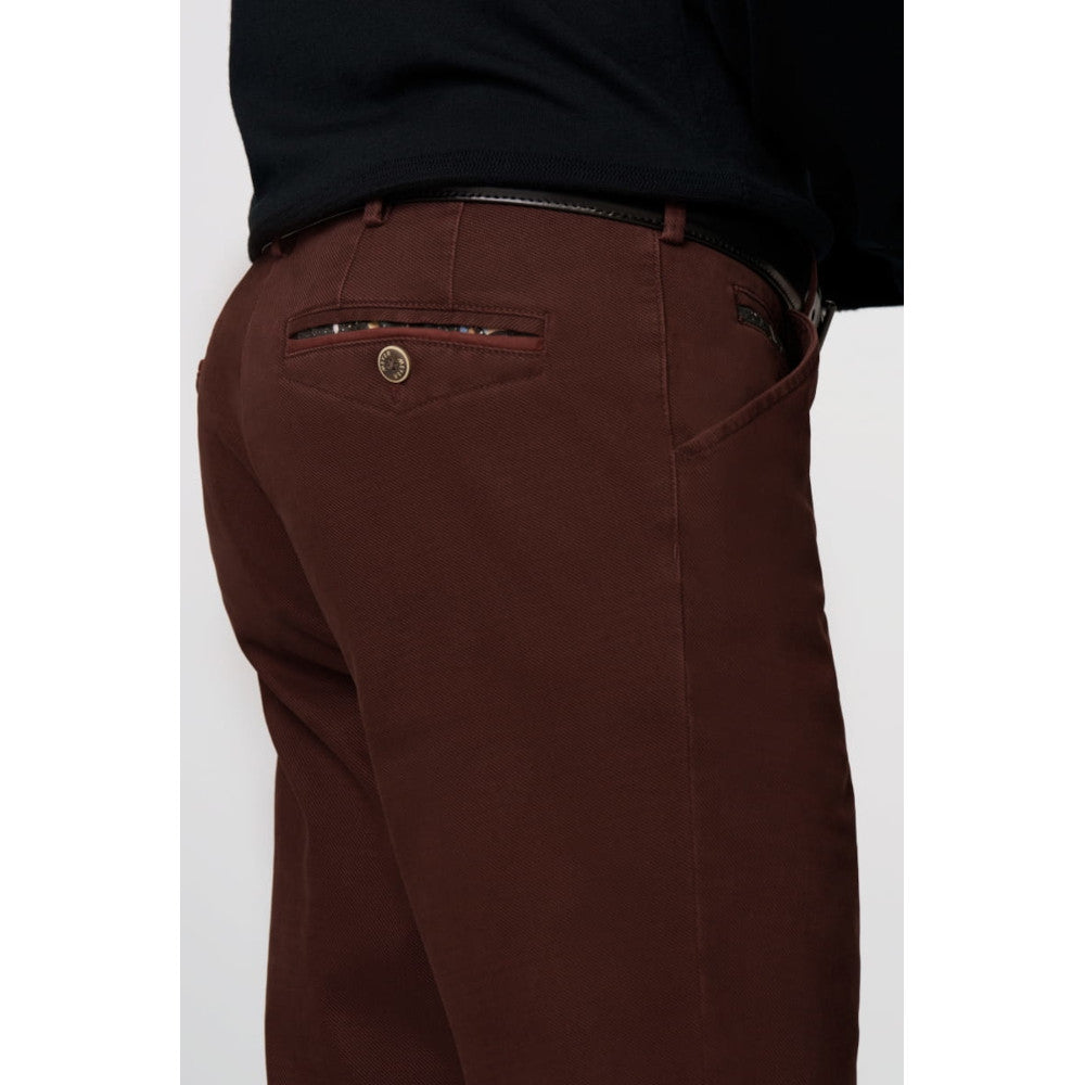 Meyer 5613 48 Burgundy Chicago Modern Fit Chino