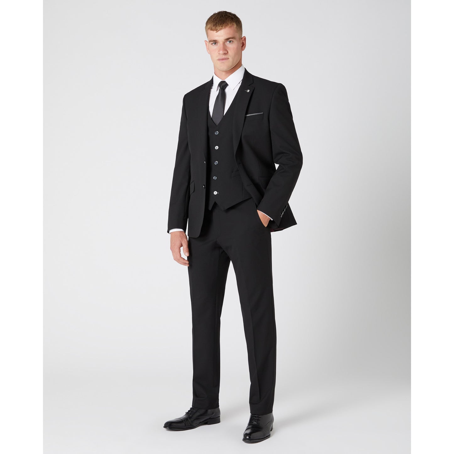 Remus Uomo 11770 00 Black Tapered Suit Jacket