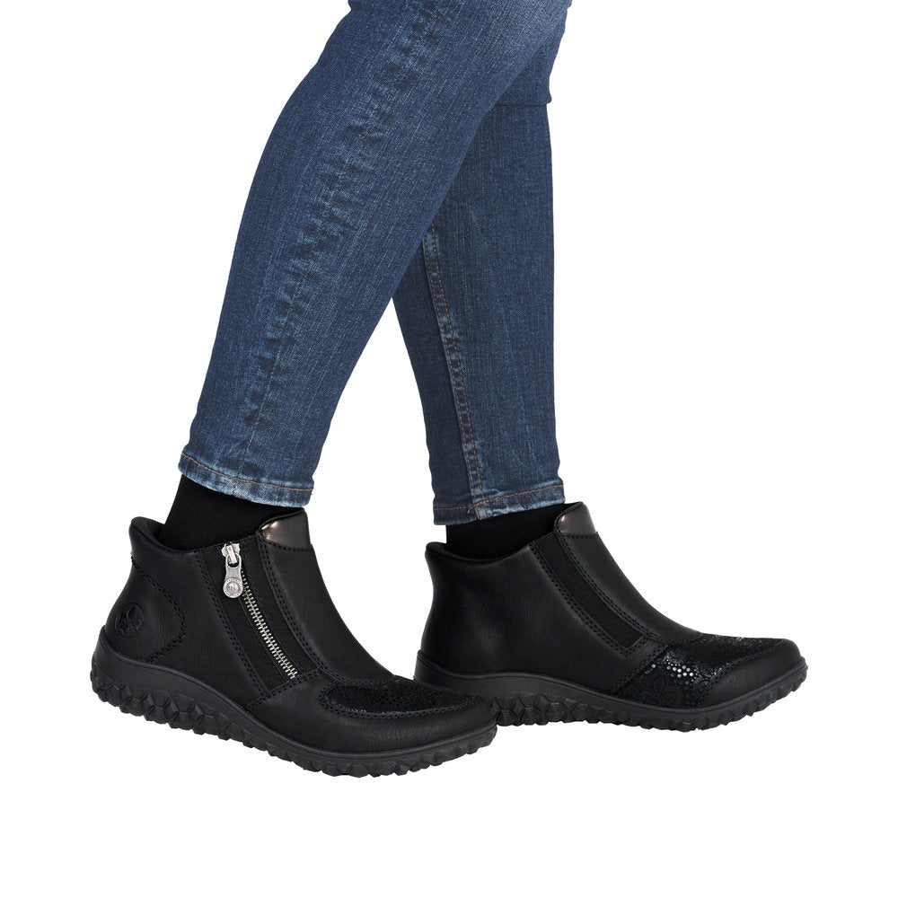 Rieker 59558-00 Black Boots