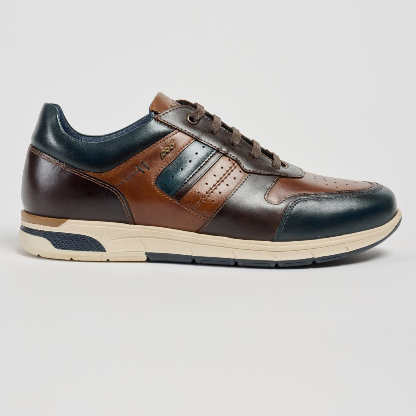 Pod Arrow Navy Leather Trainers