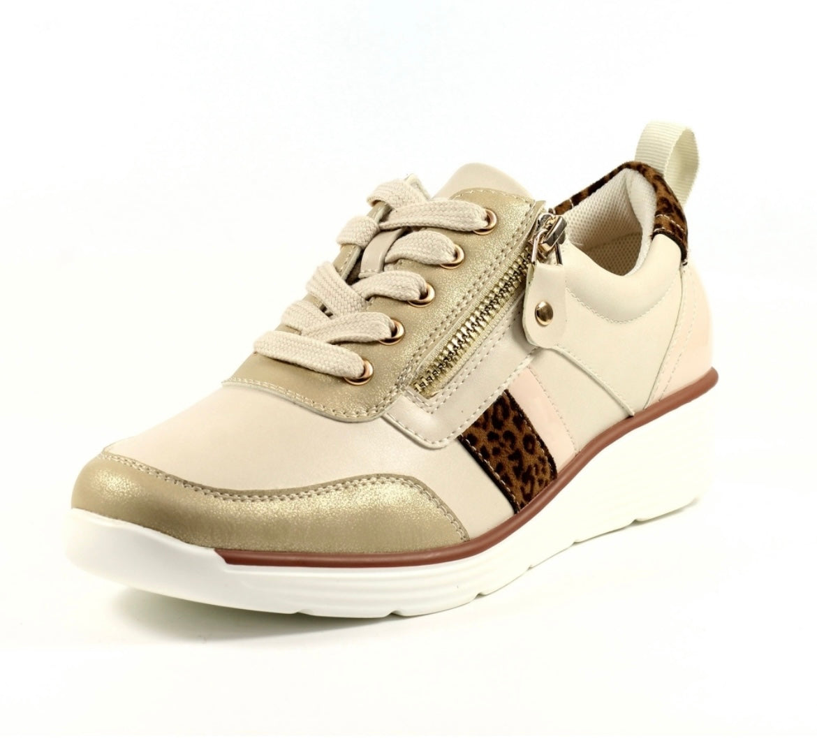 Lunar DLW032 Rome Beige Trainers