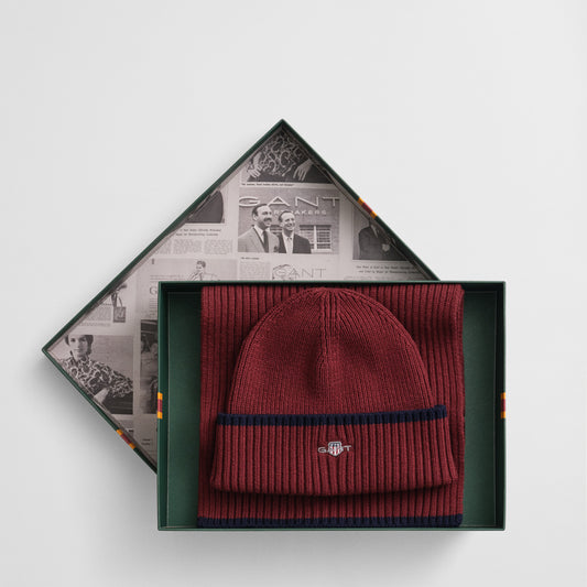 Gant 9910055 604 Plumped Red Hat & Scarf Set