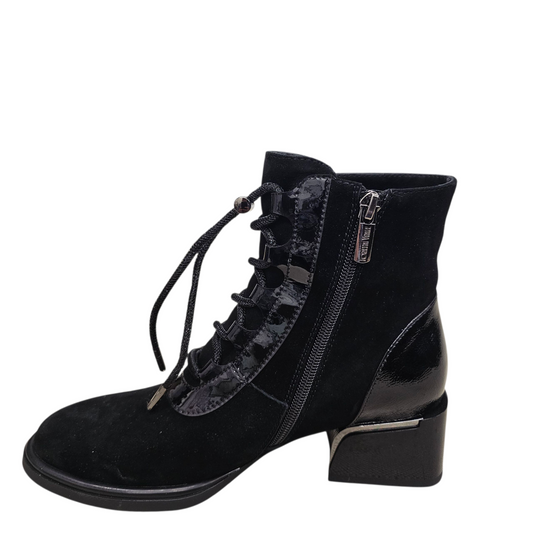 Loretta Vitale C3860A Black Boots