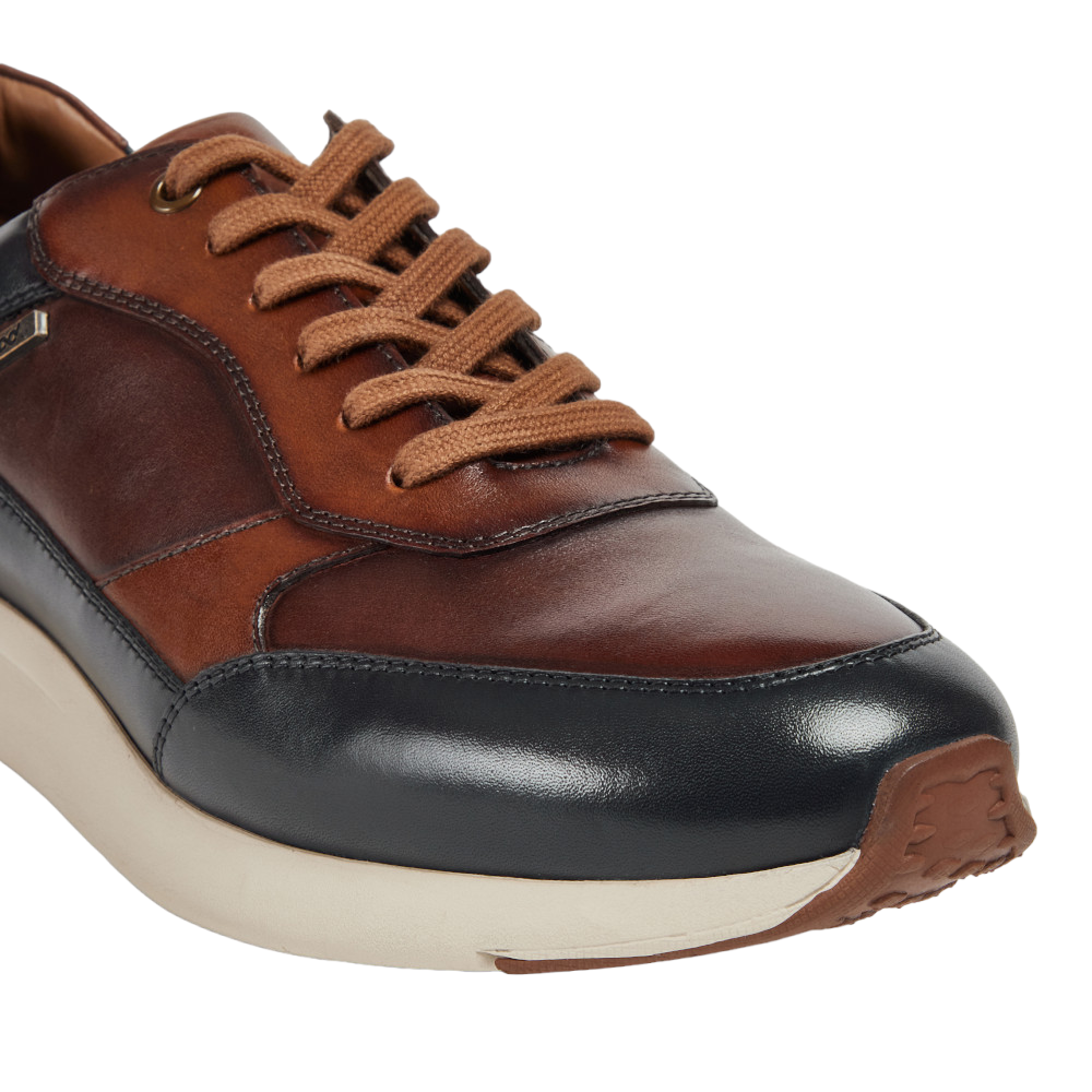 Pod Rainer Brown/Navy Trainers