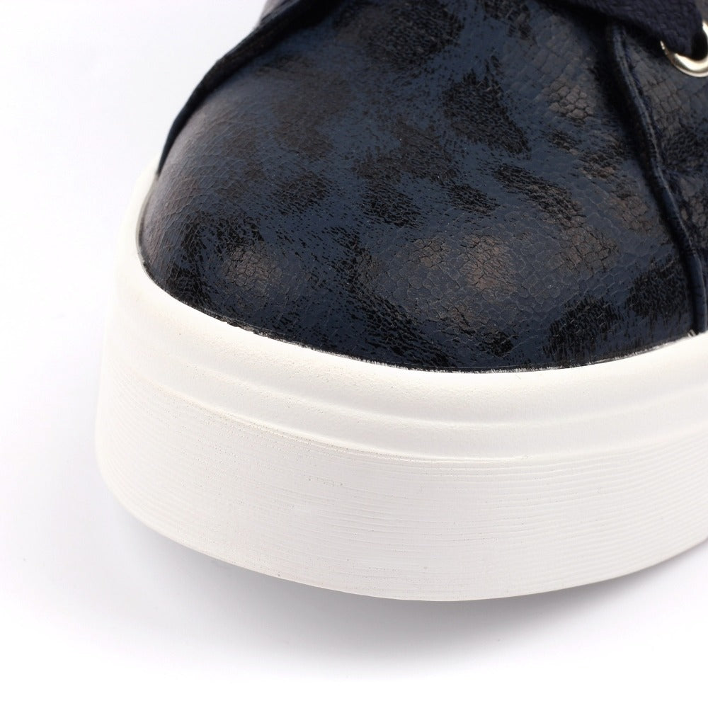 Lunar Charm II Navy Trainers