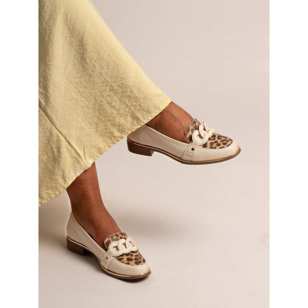 Lunar Sara Beige Shoes