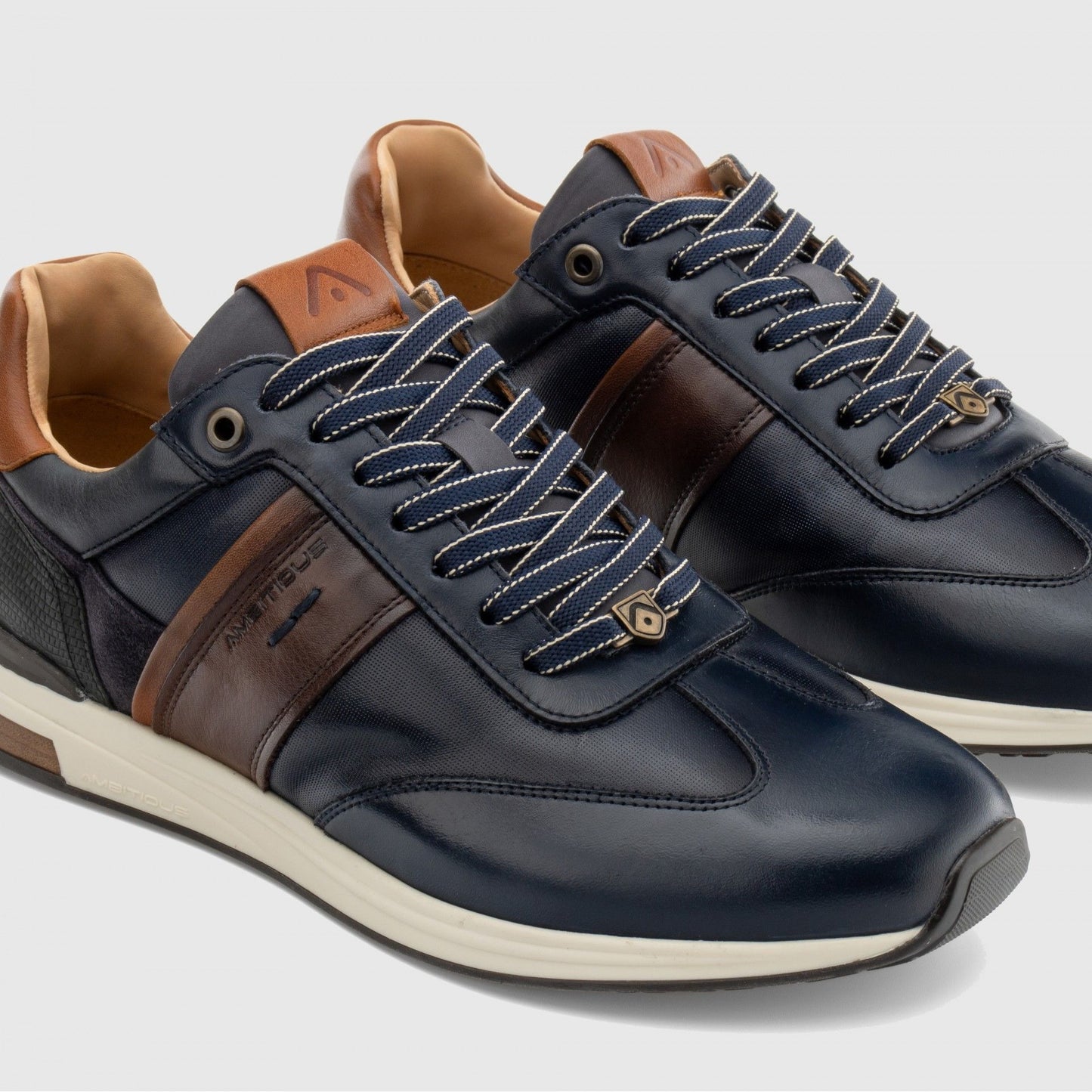 Ambitious 14050 6553Am Navy Trainers