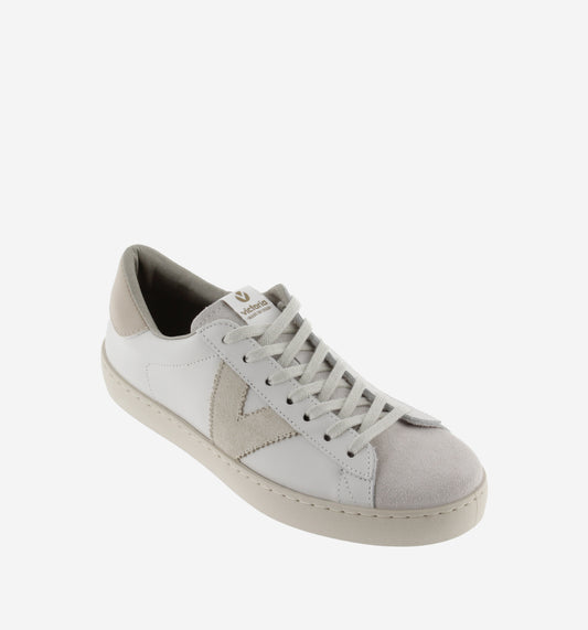Victoria 1126142 22 Berlin Ice Trainers