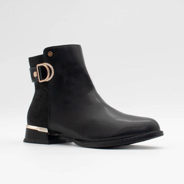 Zanni & Co Wuqi One Ink Black Boots