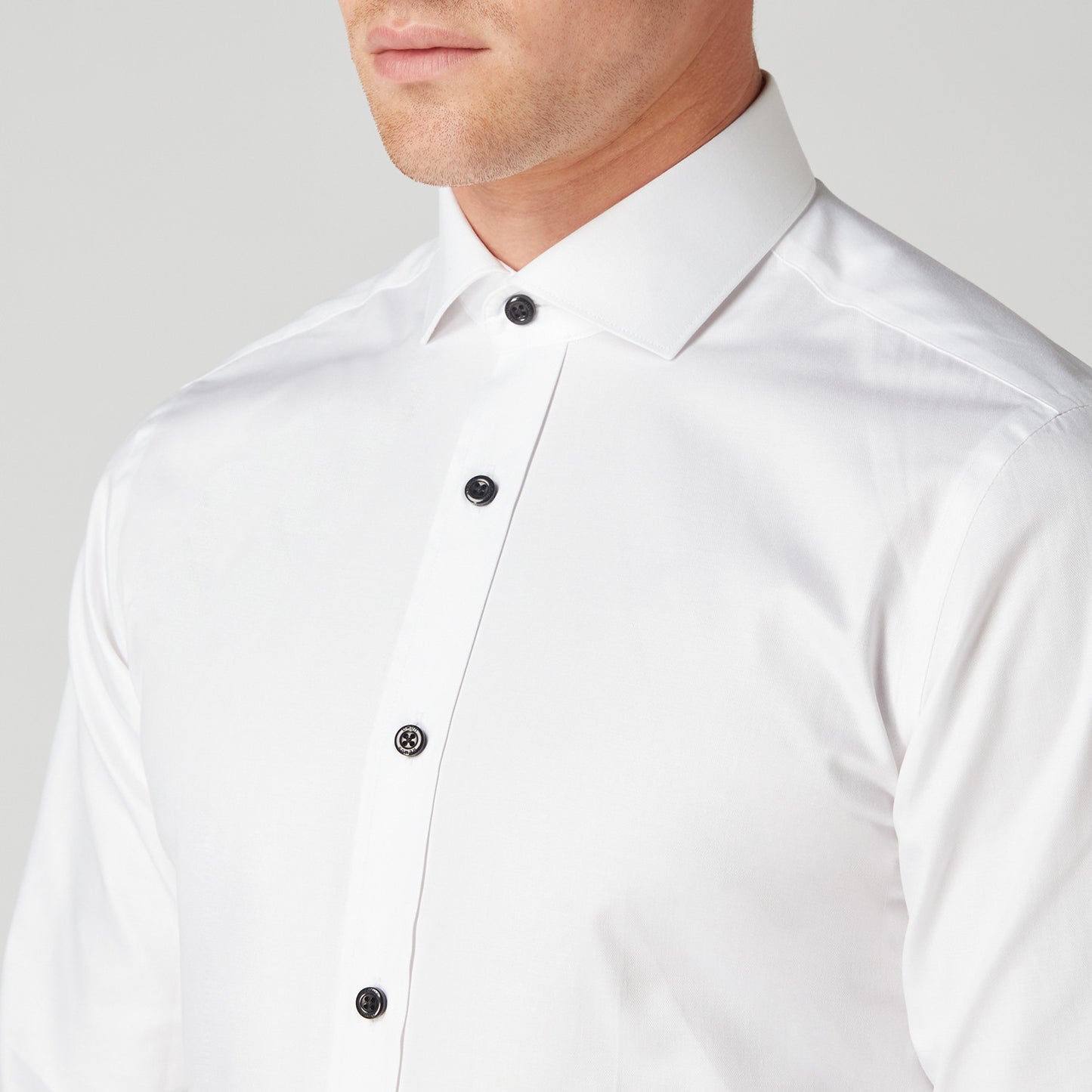 Remus Uomo 18801 01 White With Black Button Tapered Shirt