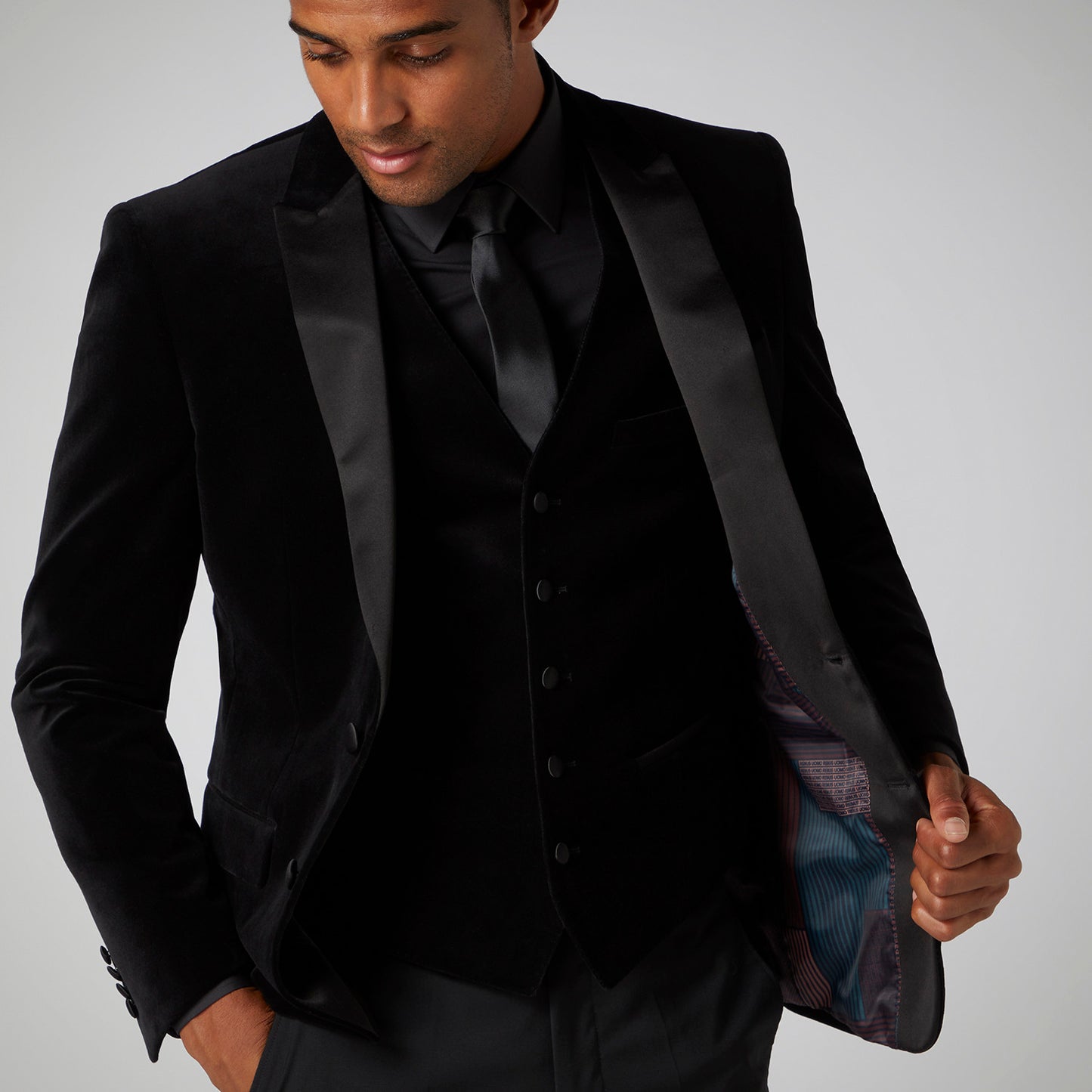 Remus Uomo 11850 00 Black Mnti V Jacket
