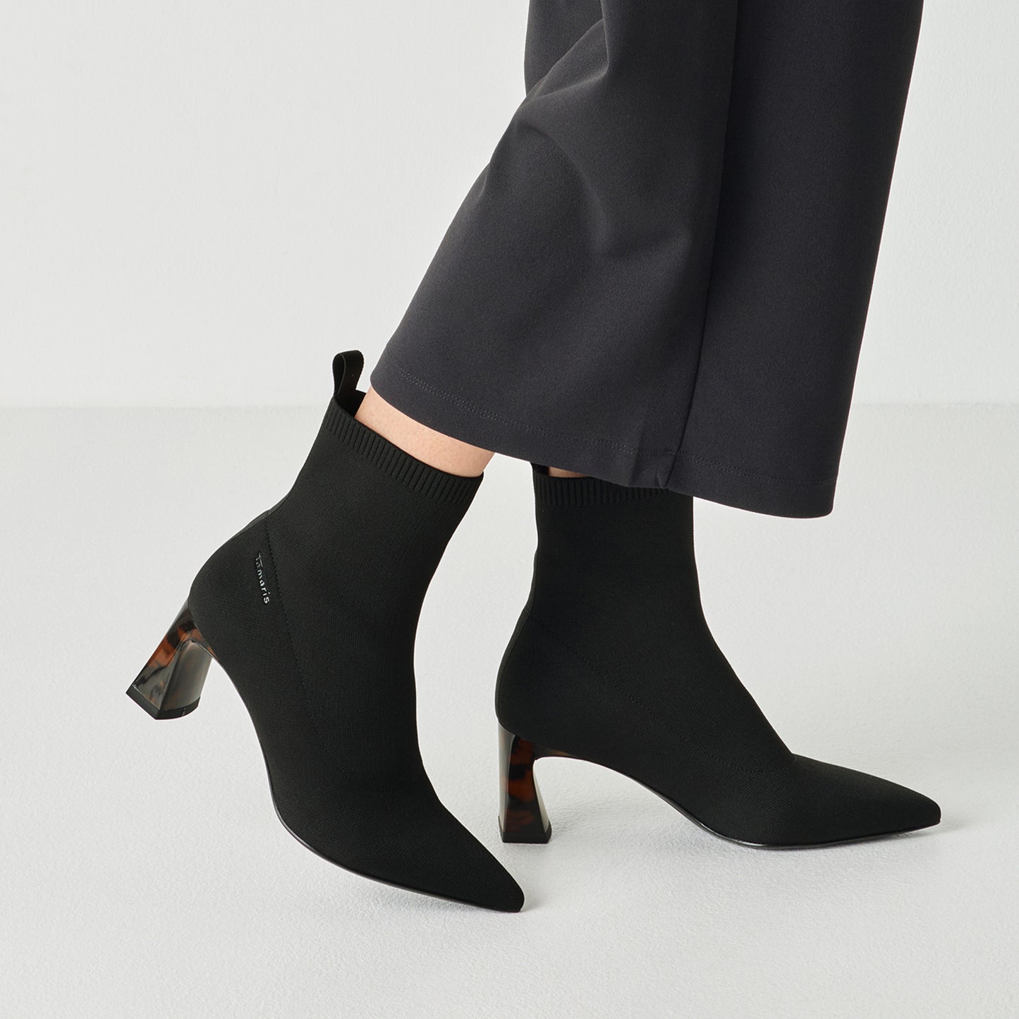 Tamaris 1-25328-47 001 Black Boots