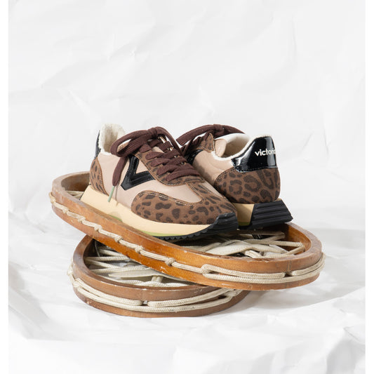 Victoria 1134116 73 Cosmos Chocolate Trainers