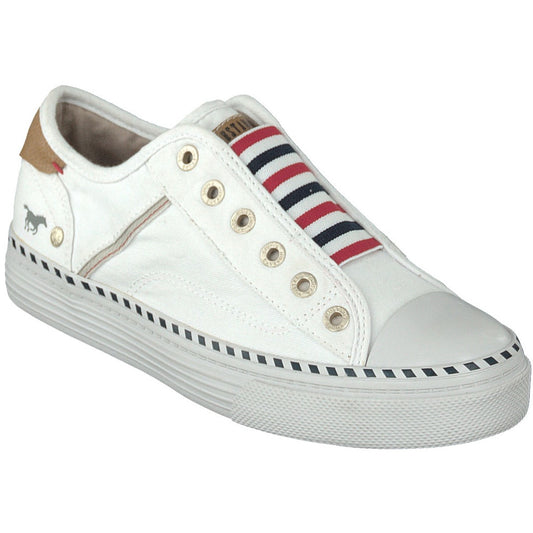 Mustang 1376 402 1 White Trainers