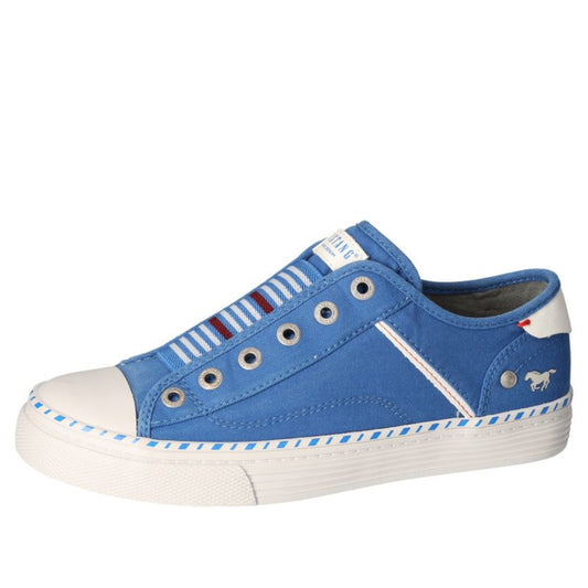 Mustang 1376-402-8 Blue Trainers