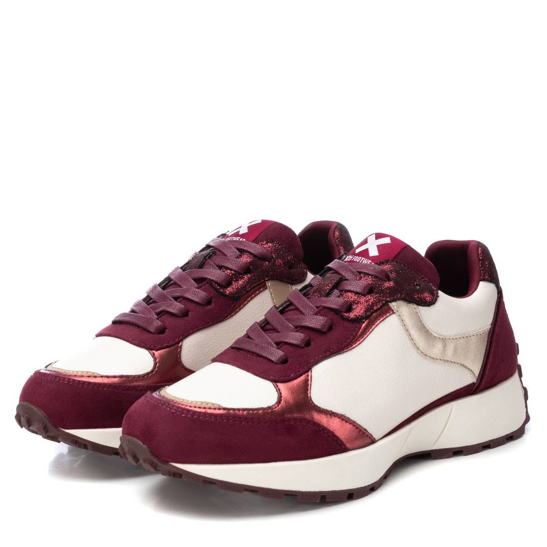 Xti 142970 Burgundy Trainers