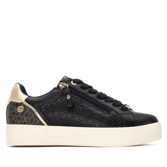 Xti 144371 Black Trainers