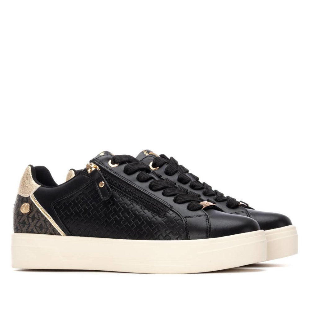 Xti 144371 Black Trainers