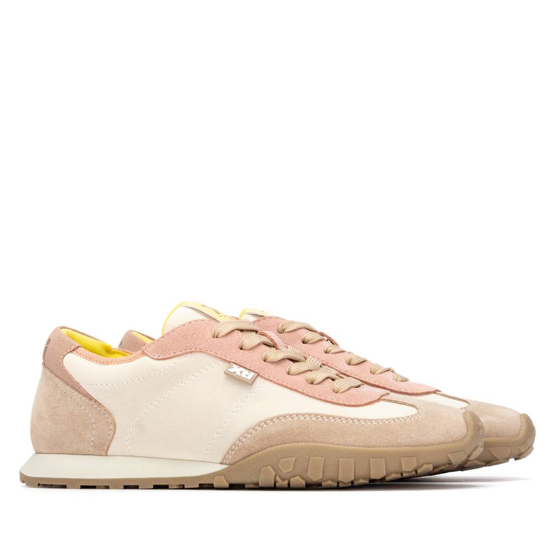 Xti 145213 Beige Trainers