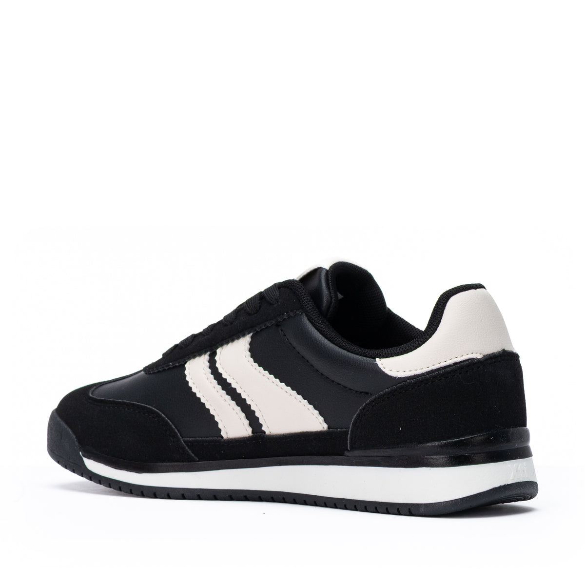Xti 146398 Black Trainers