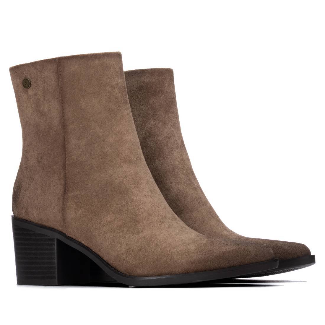 Xti 146509 Taupe Boots