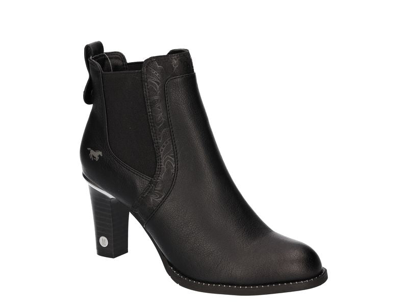Mustang 1470-503 Black Boots