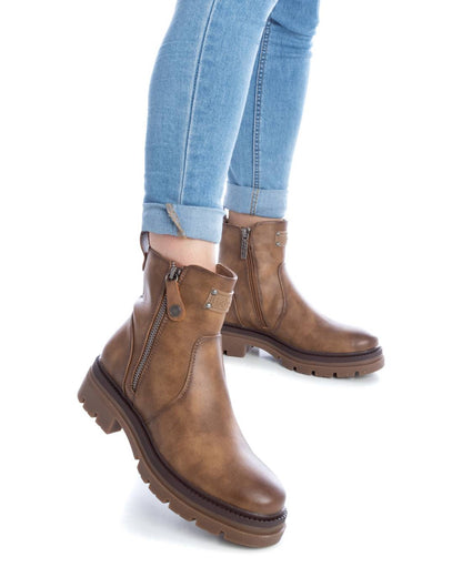 Refresh 171002 Taupe Boots