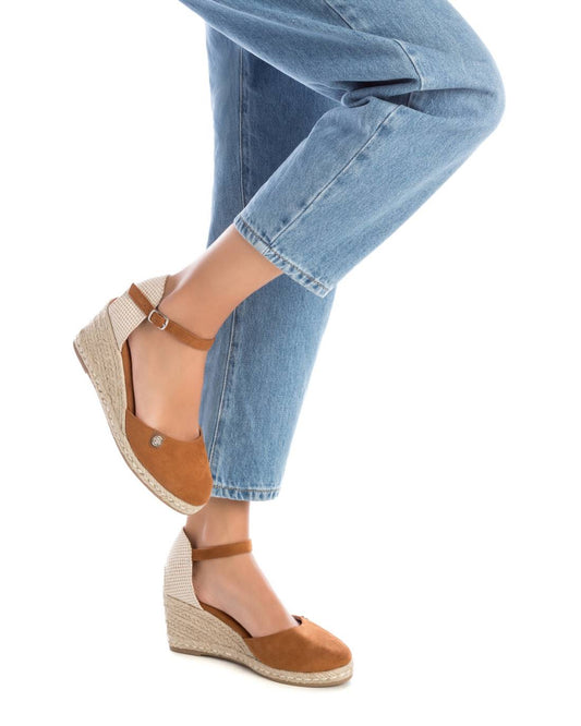 Refresh 171882 Camel Sandals