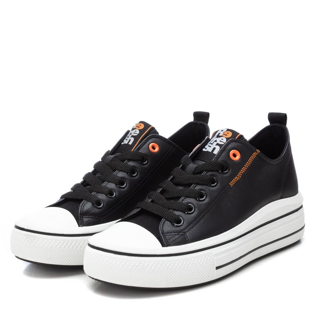 Refresh 172366 Black Trainers