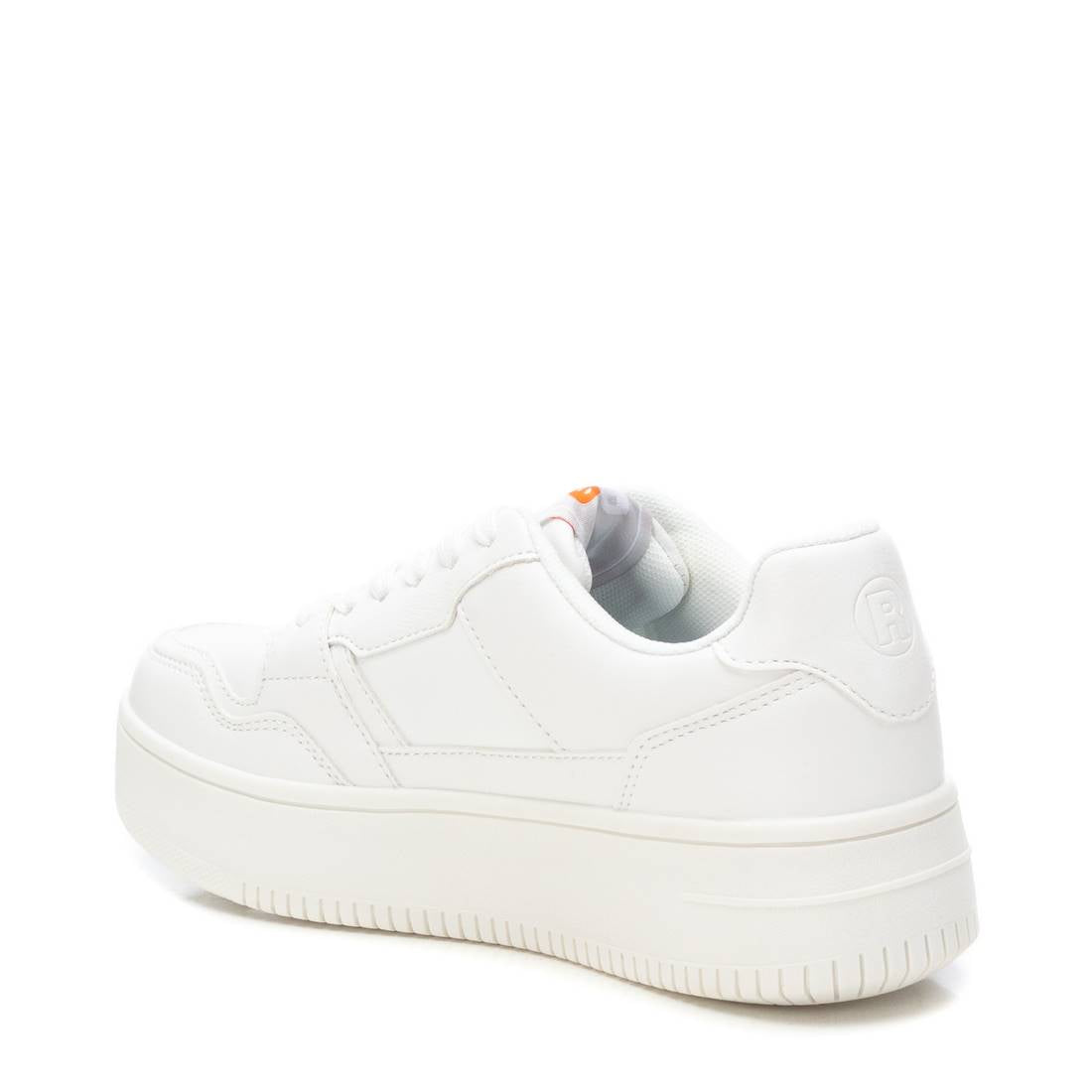 Refresh 172410 White Trainers