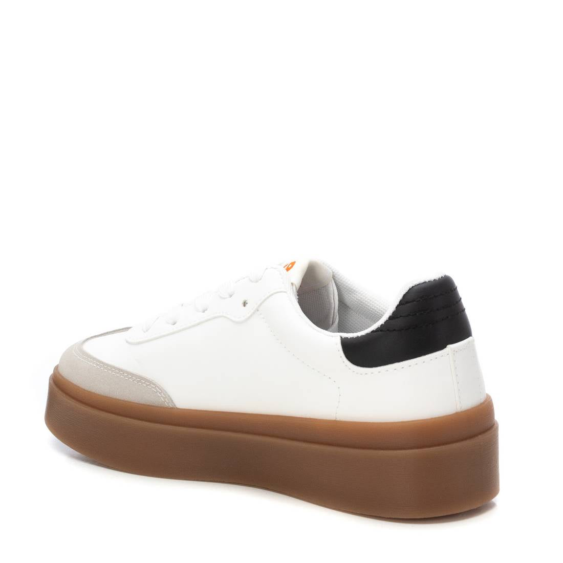 Refresh 172819 White Trainers