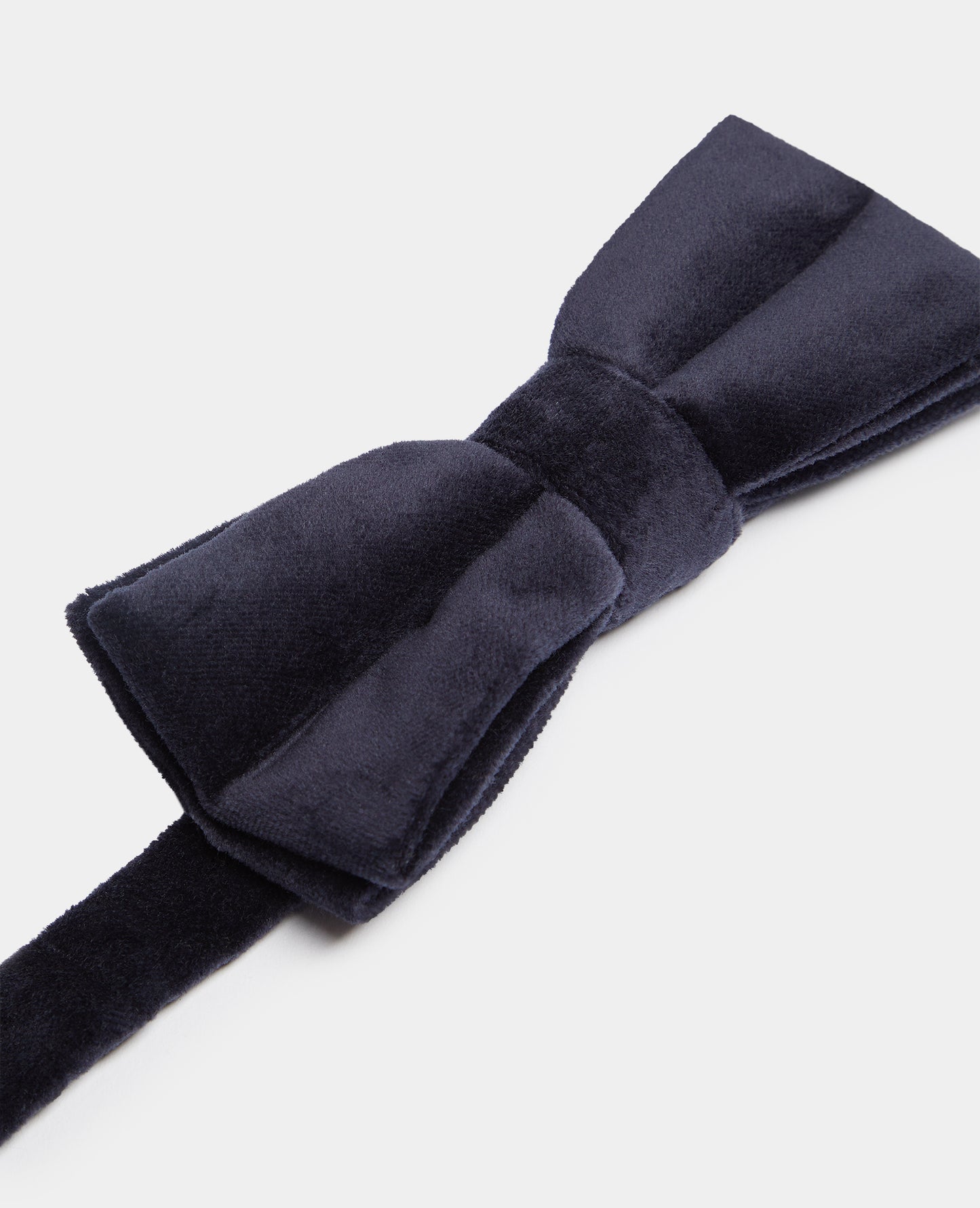 Remus Uomo W4400 79 Dark Navy Bow Tie