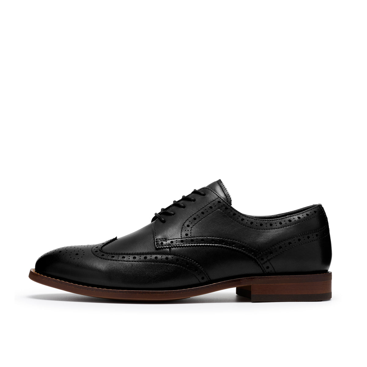Clarks Bowburn Tip Black Leather Shoes