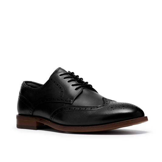 Clarks Bowburn Tip Black Leather Shoes