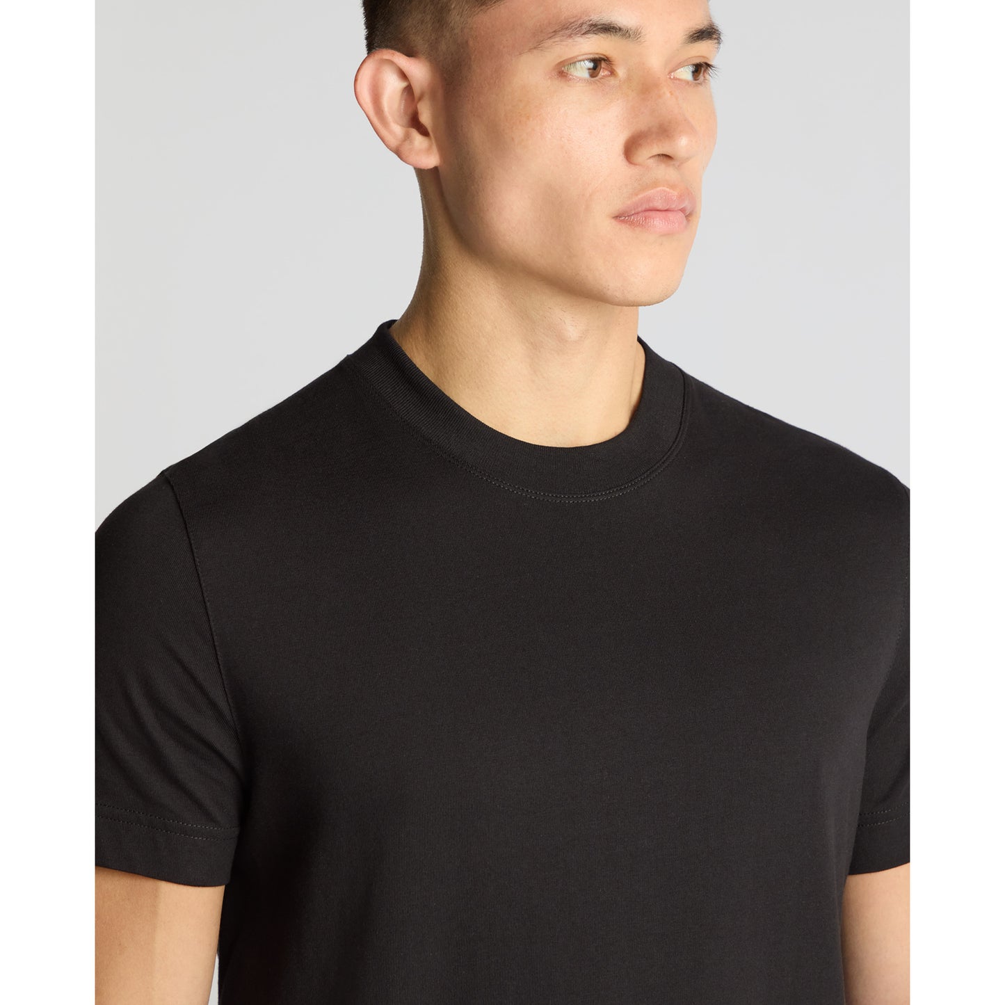 Remus Uomo 58810 00 Black Plain T-Shirt