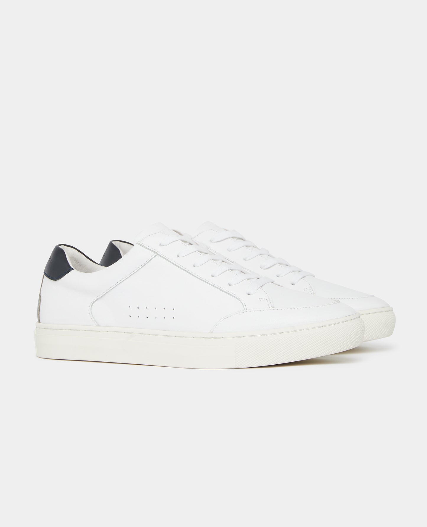 Remus Uomo 02198 01 White Niro Shoe