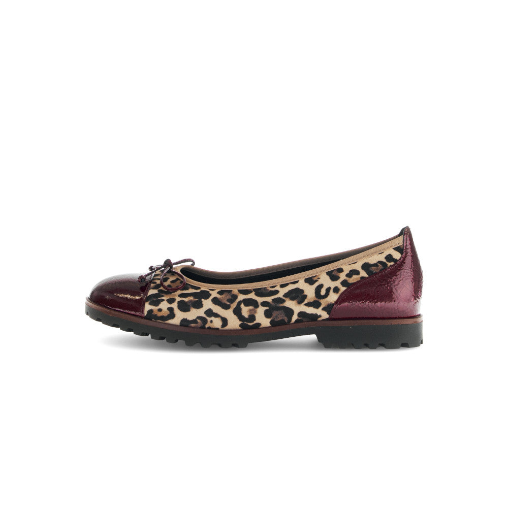 Gabor 74.100.32 Natural/Bordo Pumps