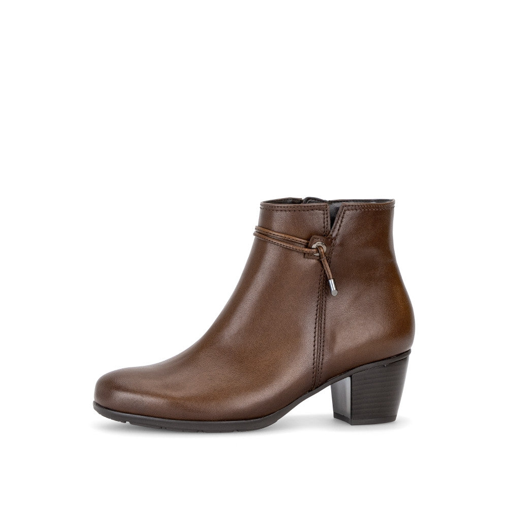 Gabor 8029.01.001 Saddle Boots